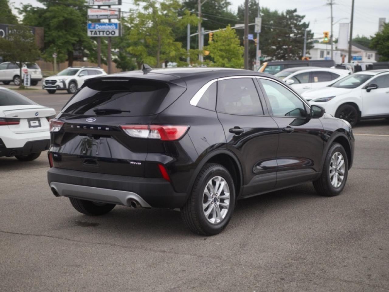 2022 Ford Escape SE  **CONVENIENCE PACKAGE** Photo3