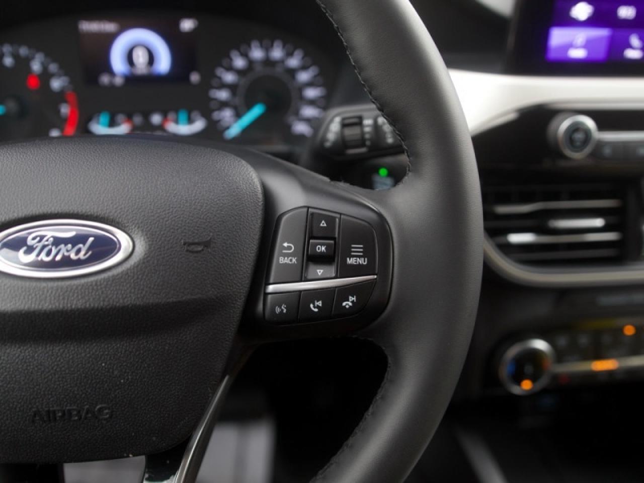 2022 Ford Escape SE  **CONVENIENCE PACKAGE** Photo