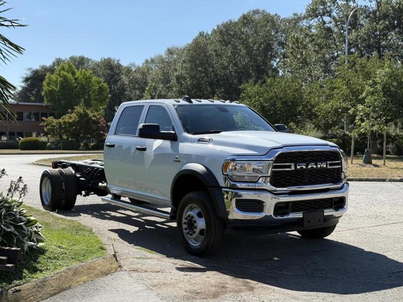 Used 2022 RAM 5500 Crew Cab Dually Diesel Cab & Chassis 4WD for sale in Burnaby, BC