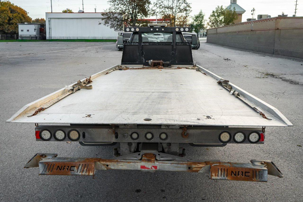 2016 Ford Super Duty F-650 Straight Frame Gas Photo