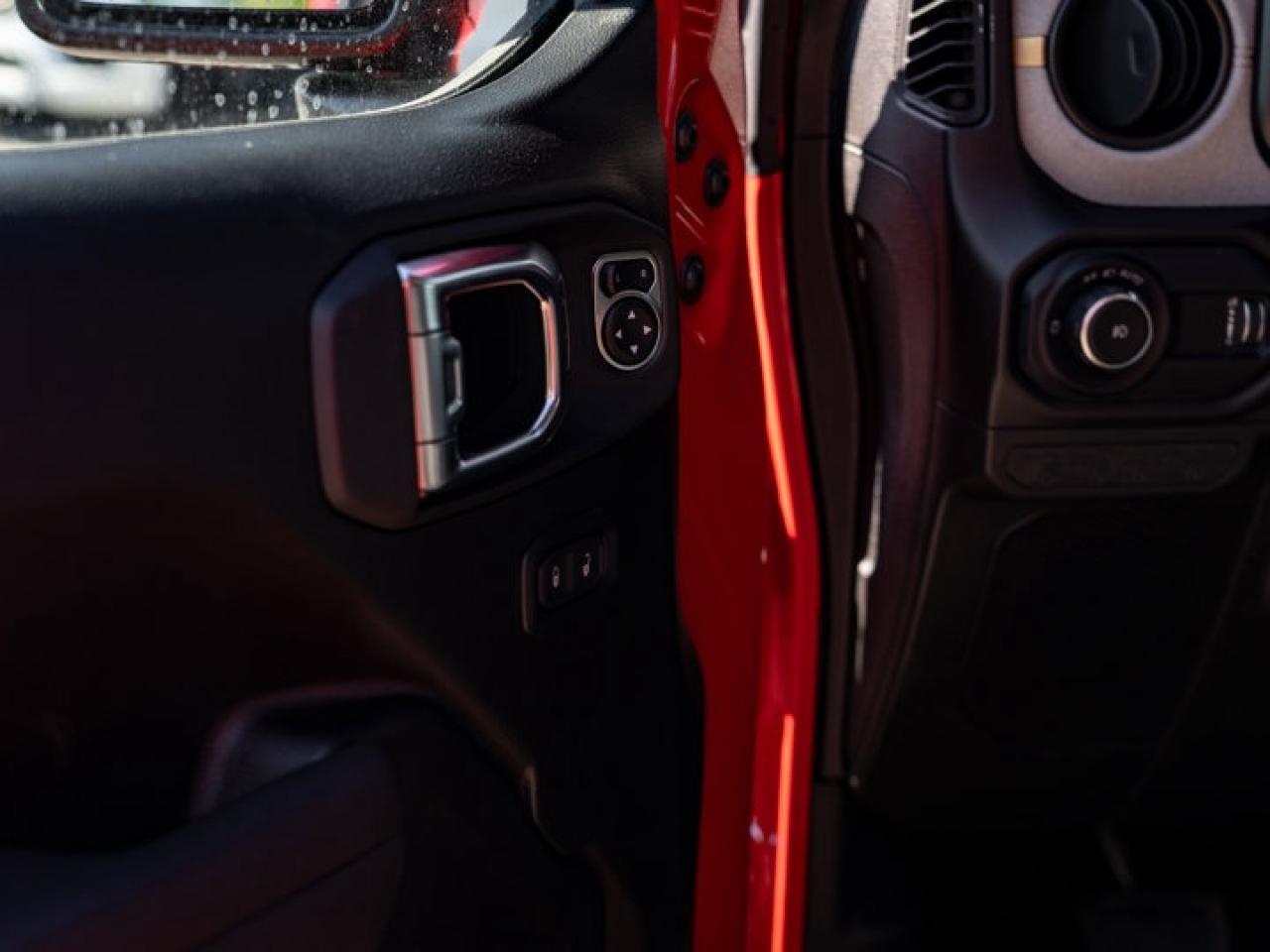 2025 Jeep Wrangler Willys Photo