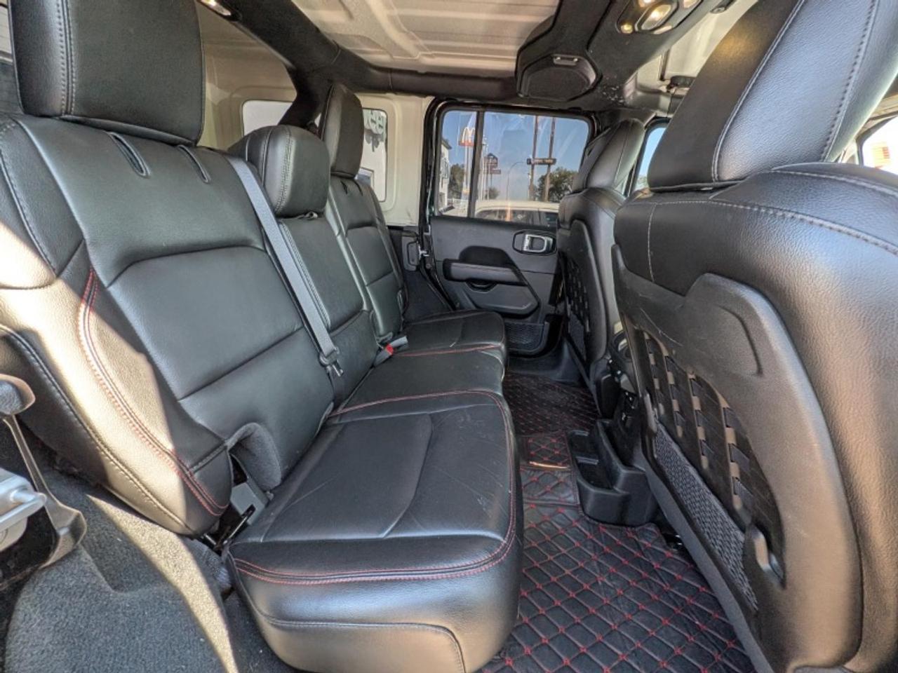 2022 Jeep Wrangler Unlimited Rubicon Photo