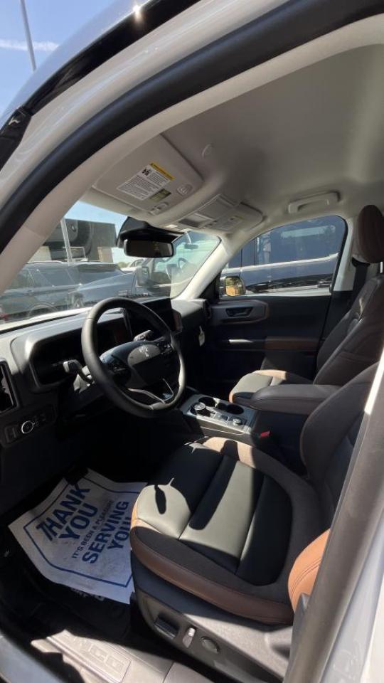 2025 Ford Bronco Sport Outer Banks Photo2