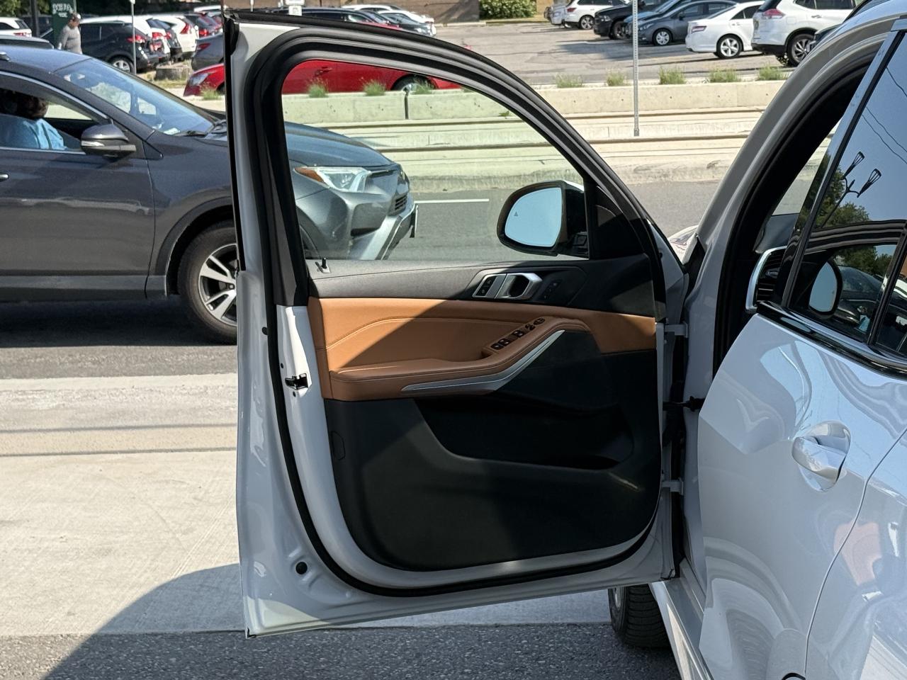 2021 BMW X5 //M SPORT | PANO | LOADED - Photo #12