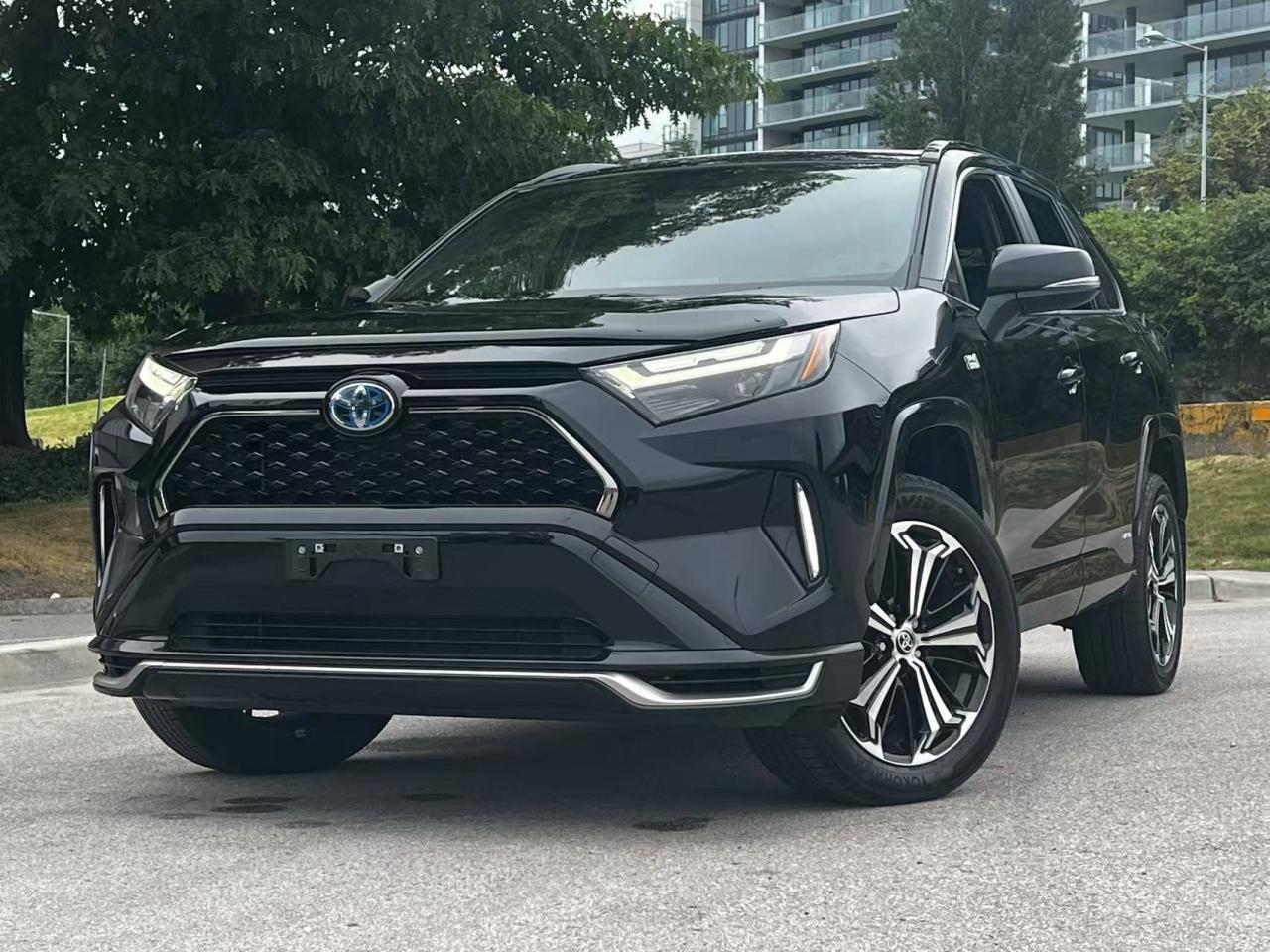 Used 2023 Toyota RAV4 Prime XSE AWD/ CLEAN TITLE/ BC LOCAL for sale in Richmond, BC