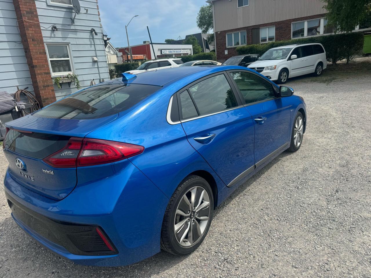 2018 Hyundai IONIQ Limited Photo2