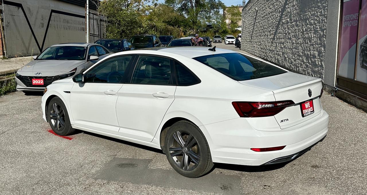 2021 Volkswagen Jetta HIGHLINE Photo