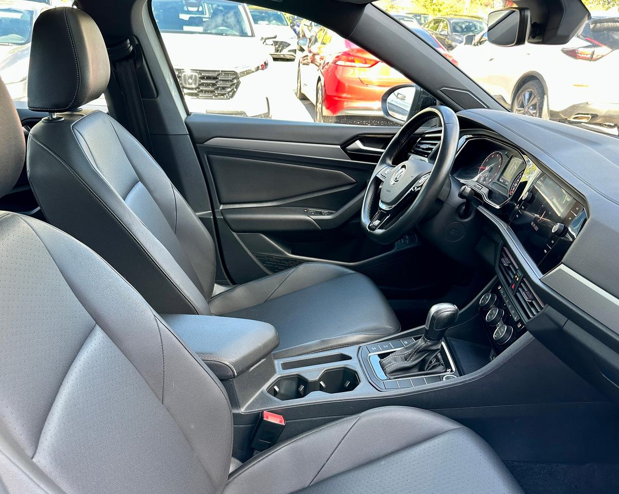 2021 Volkswagen Jetta HIGHLINE Photo