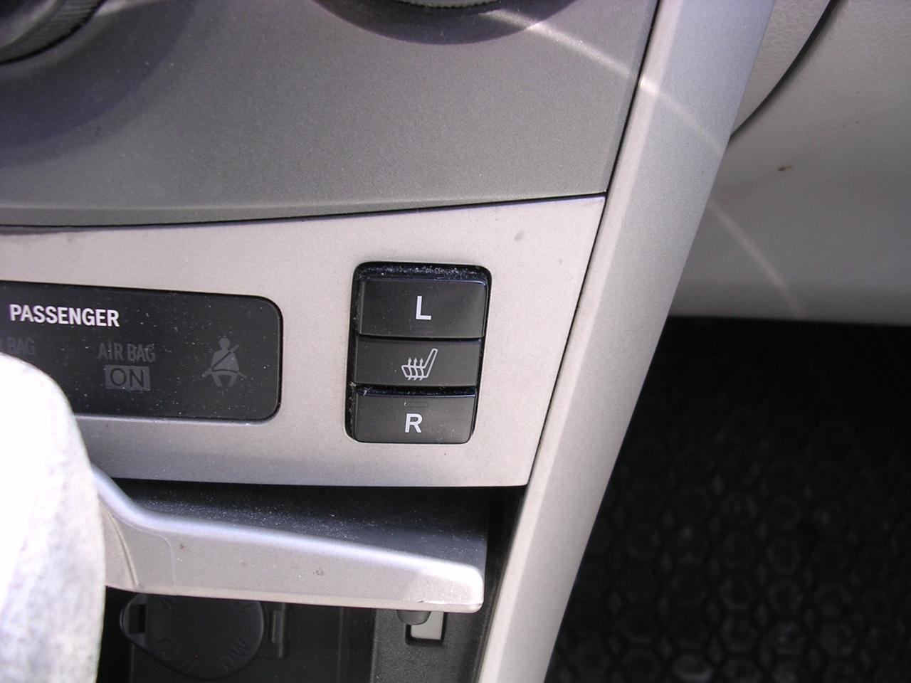 2012 Toyota Corolla 4DR SDN AUTO LE - Photo #12