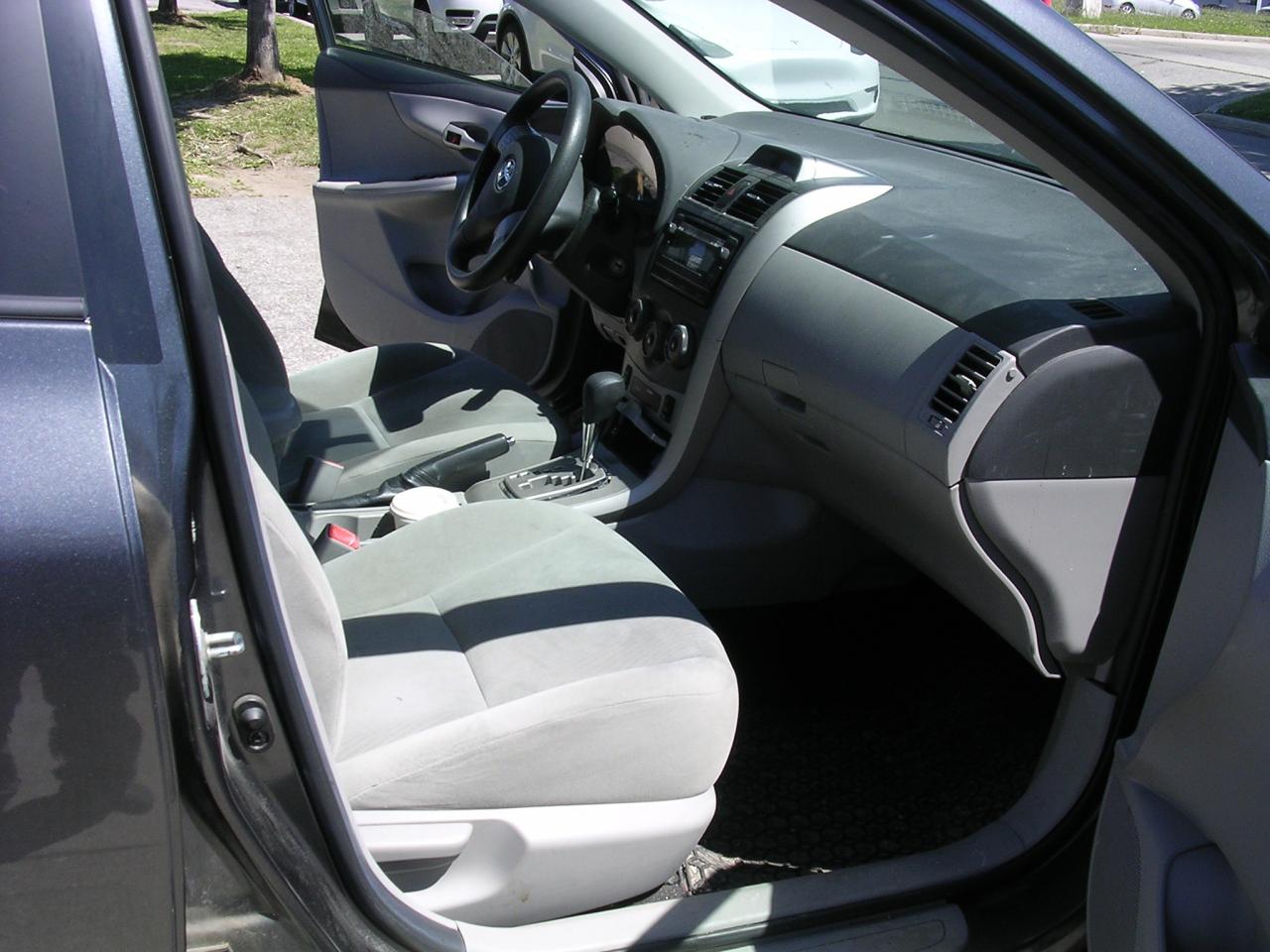 2012 Toyota Corolla 4DR SDN AUTO LE - Photo #10