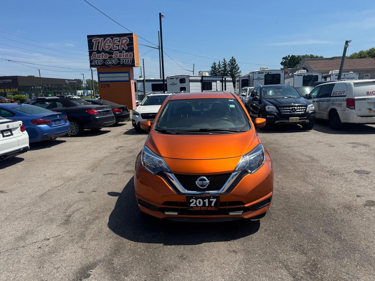 2017 Nissan Versa Note SV, AUTO, LOW KMS, ONLY 21,000KMS, ORANGE, CERT - Photo #8