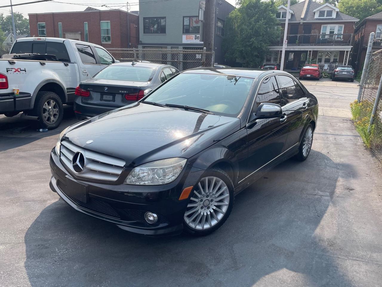 Used 2008 Mercedes-Benz C-Class 2.5L *SAFETY, HEATED LEATHER SEATS, SPORT MODE* for sale in Hamilton, ON