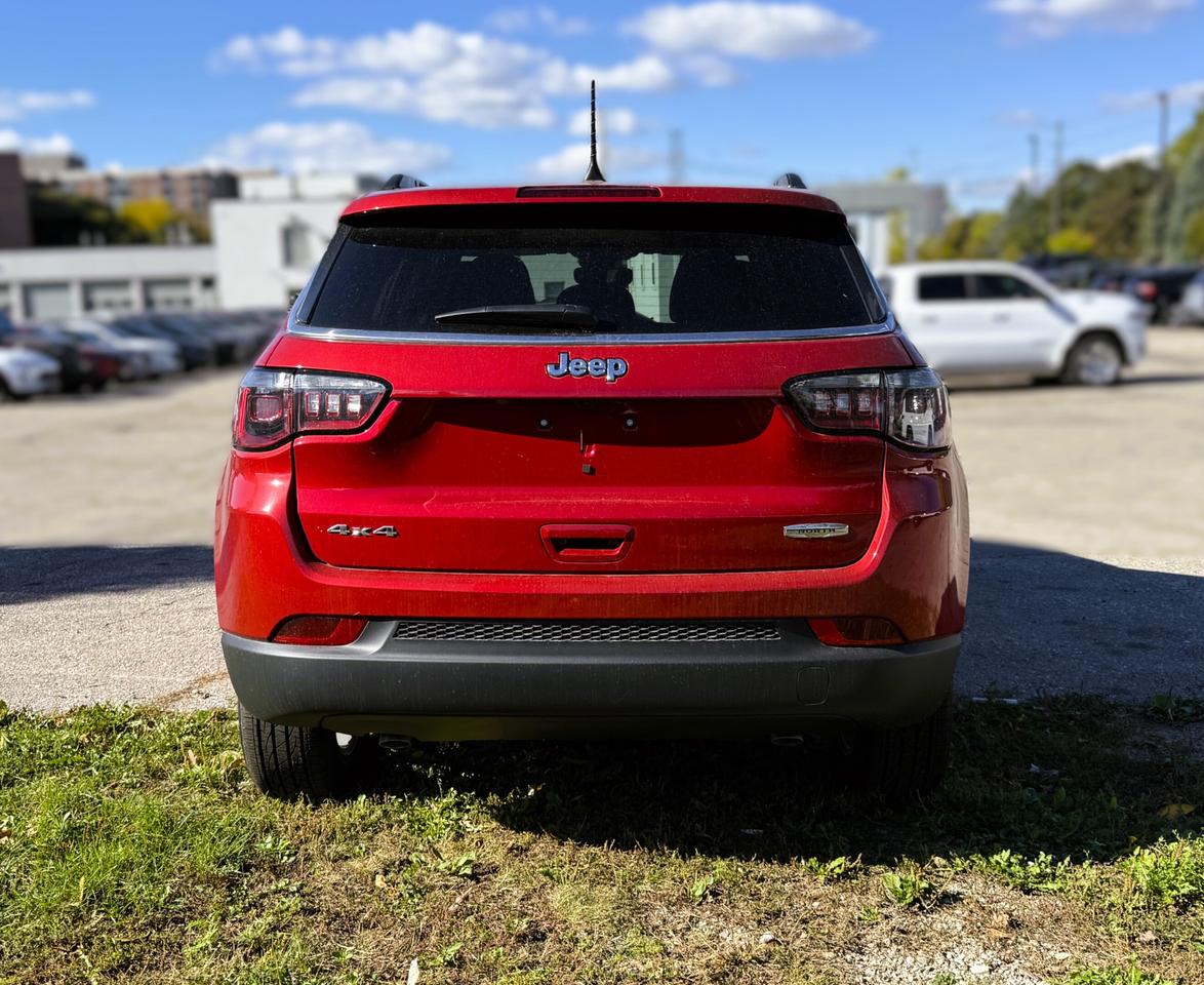 2026 Jeep Compass  Photo3