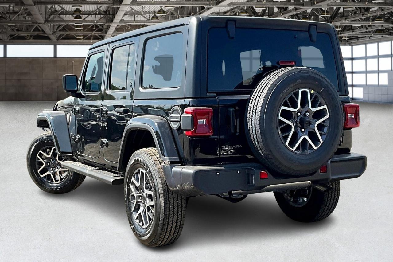 2025 Jeep Wrangler SAHARA 4DR Carplay | Side Steps | Htd Seats | Photo2
