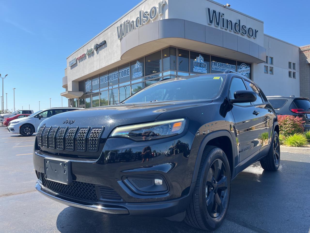 Used 2022 Jeep Cherokee HTD SEATS & WHEEL / RMT START / NAV for sale in Windsor, ON