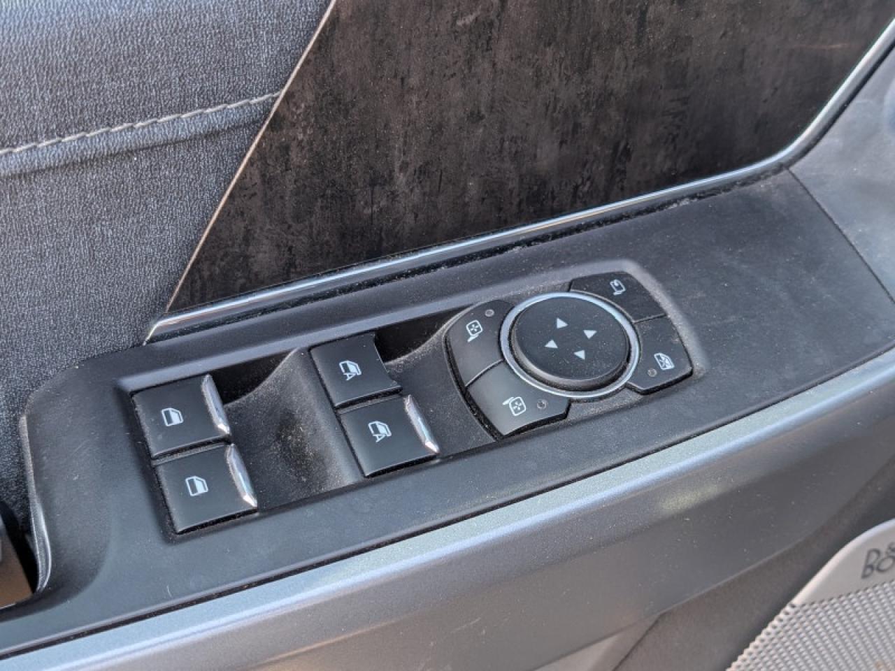 2021 Ford F-150 Lariat  **TWIN ROOF - PWR RUNNERS** Photo