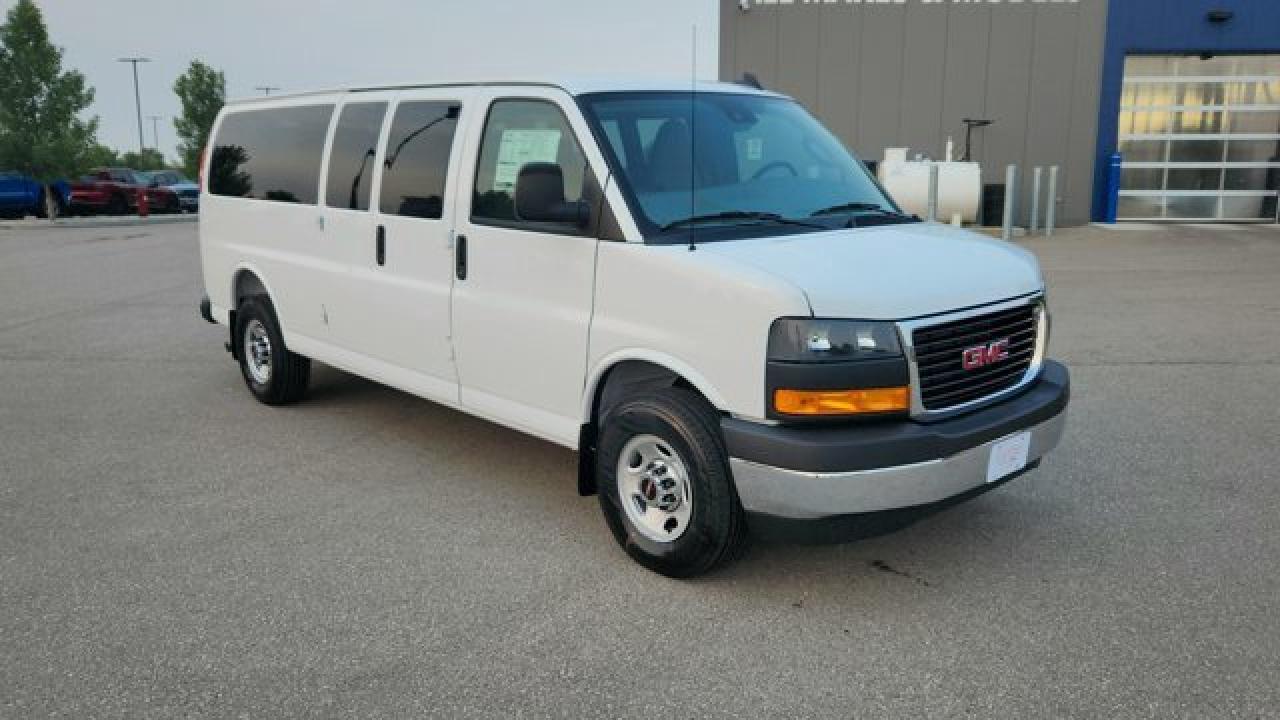 New 2025 GMC Savana Passenger LT for sale in Winnipeg, MB