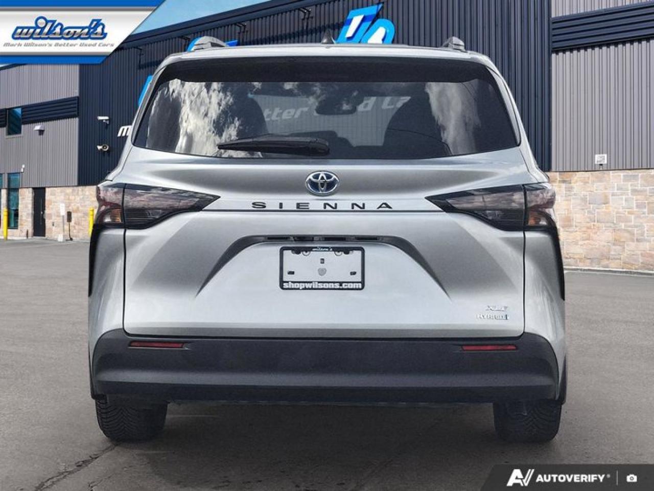 2023 Toyota Sienna XLE Hybrid | Leather | Sunroof | Adaptive Cruise | Heated Seats | Power Sliding Doors & More ! Photo