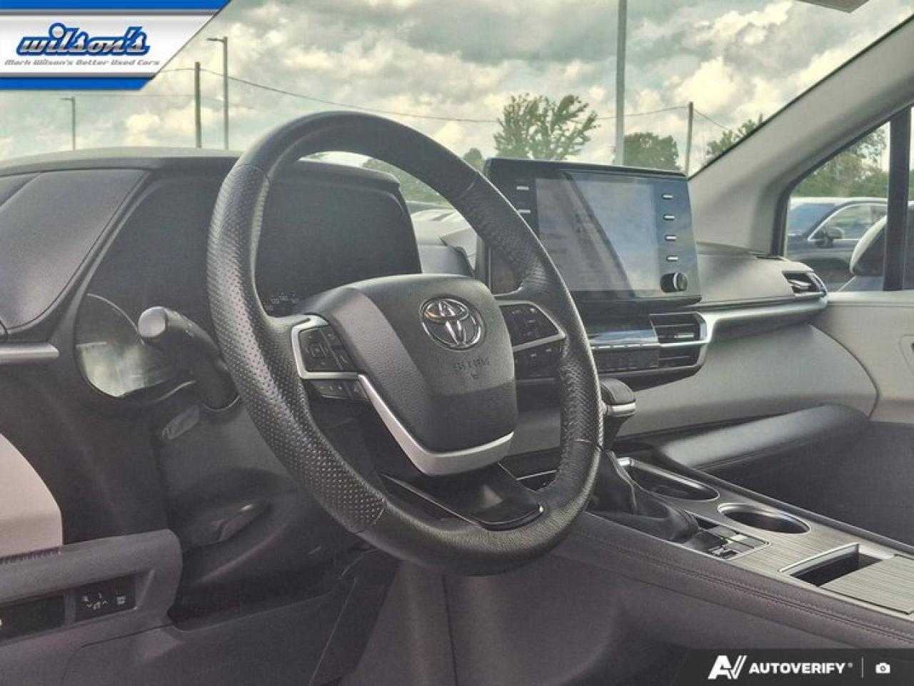 2023 Toyota Sienna XLE Hybrid | Leather | Sunroof | Adaptive Cruise | Heated Seats | Power Sliding Doors & More ! Photo