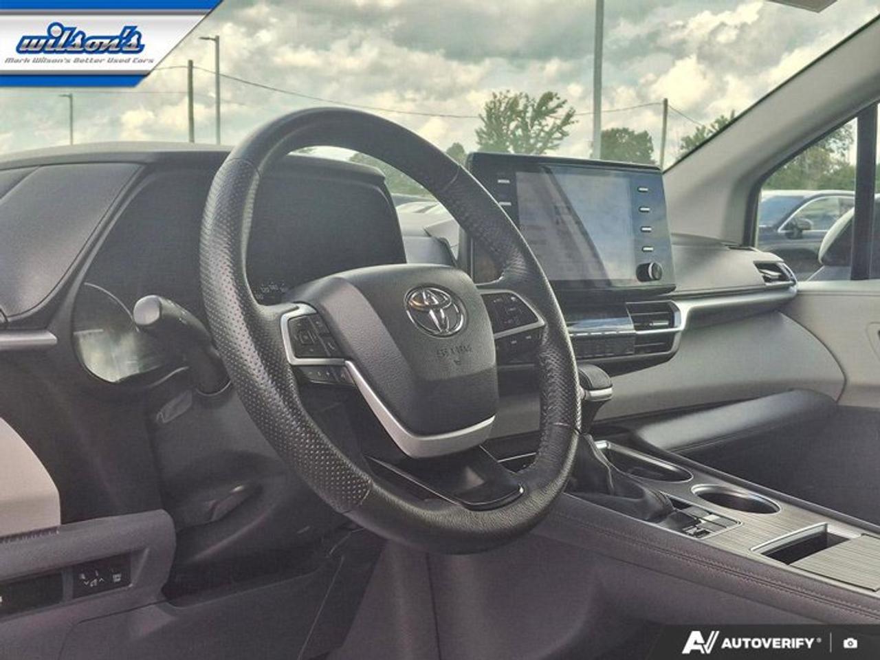 2023 Toyota Sienna XLE Hybrid | Leather | Sunroof | Adaptive Cruise | Heated Seats | Power Sliding Doors & More ! Photo