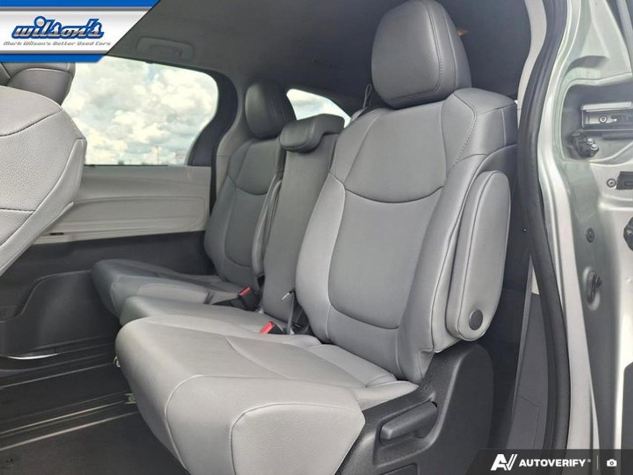 2023 Toyota Sienna XLE Hybrid | Leather | Sunroof | Adaptive Cruise | Heated Seats | Power Sliding Doors & More ! Photo