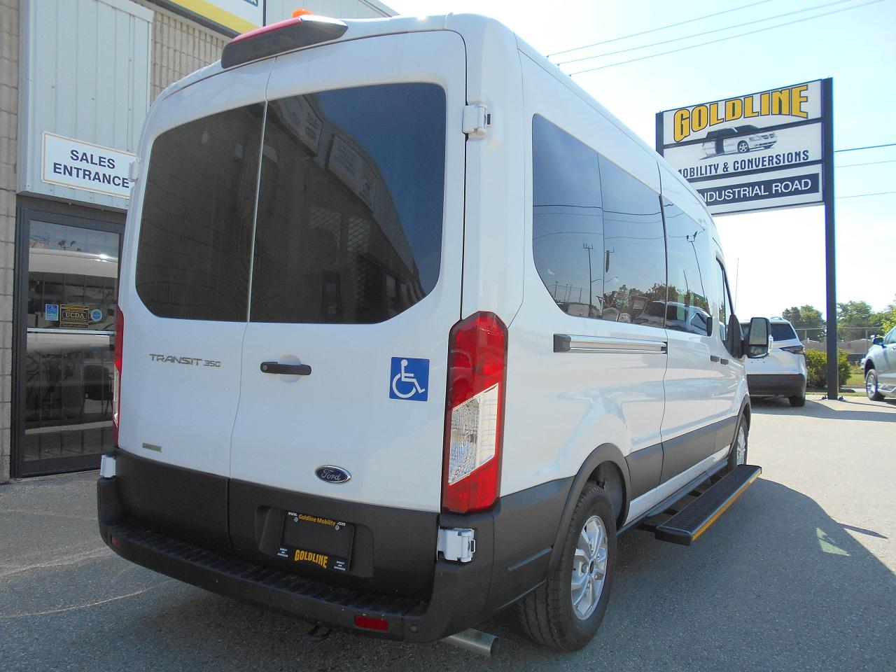 2025 Ford Transit XL-Wheelchair Accessible Rear Lift Photo4