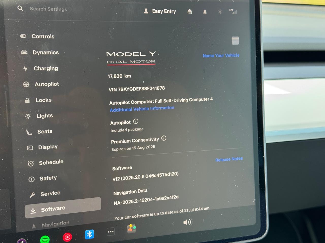 2025 Tesla Model Y Performance **ONE OWNER**CLEAN CARFAX** - Photo #19