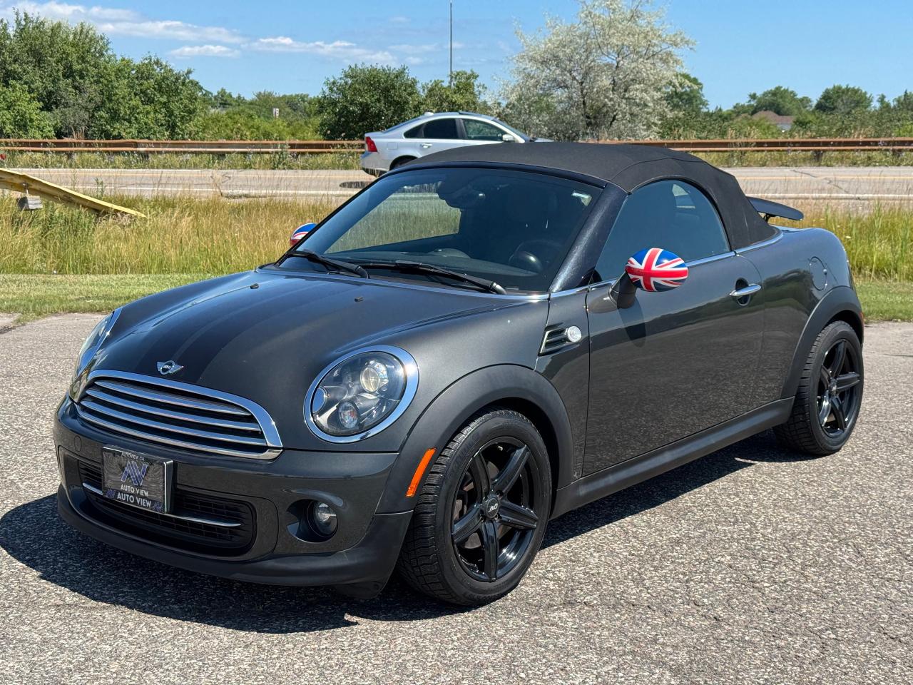 2013 MINI Cooper Roadster **CLEAN CARFAX** - Photo #21
