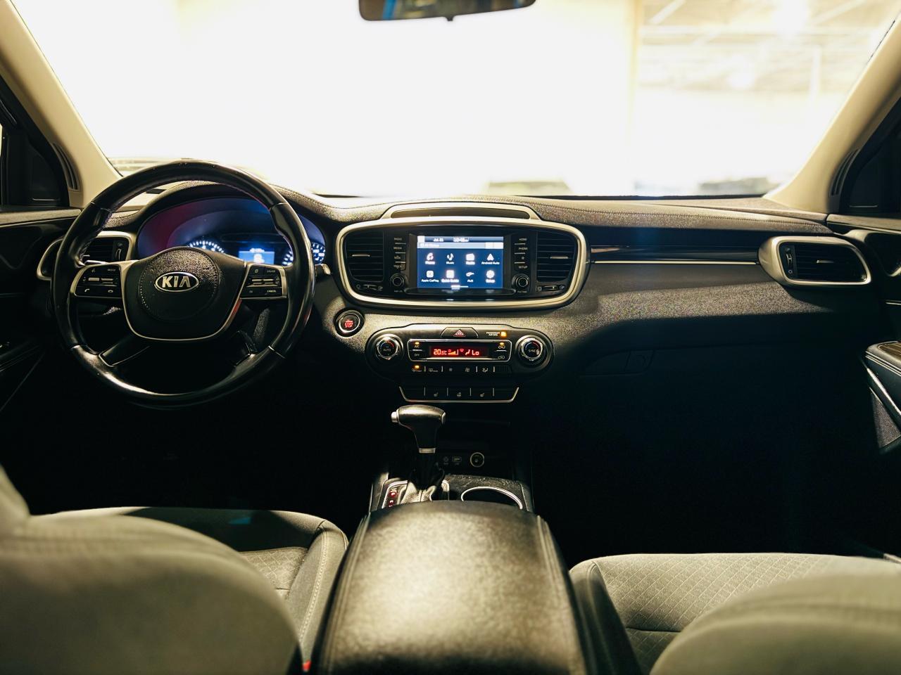 2020 Kia Sorento LX - Photo #21