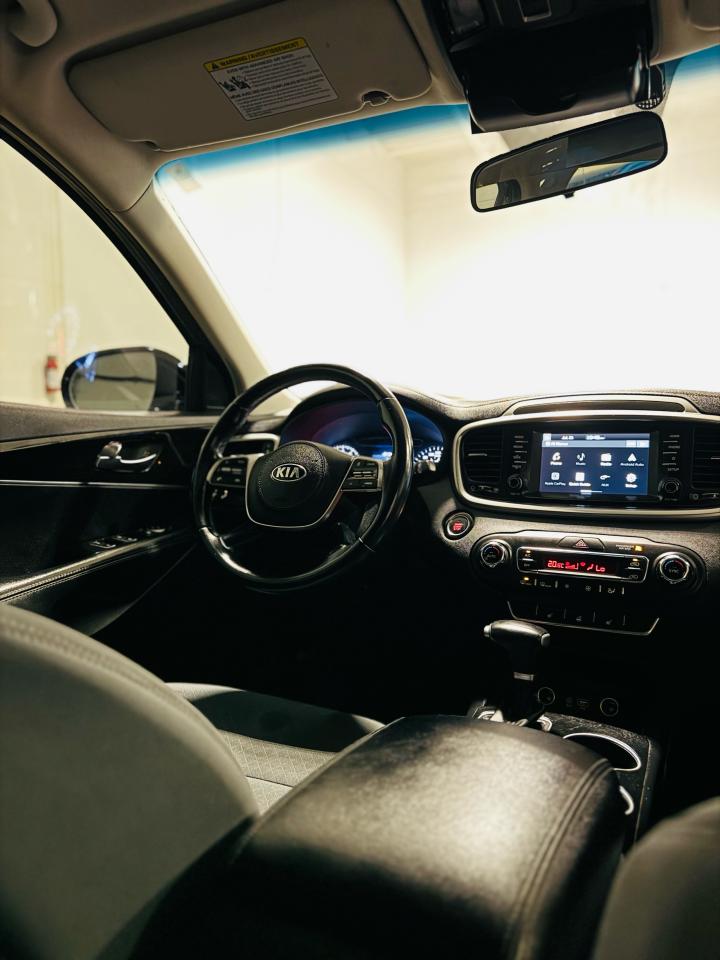 2020 Kia Sorento LX - Photo #22