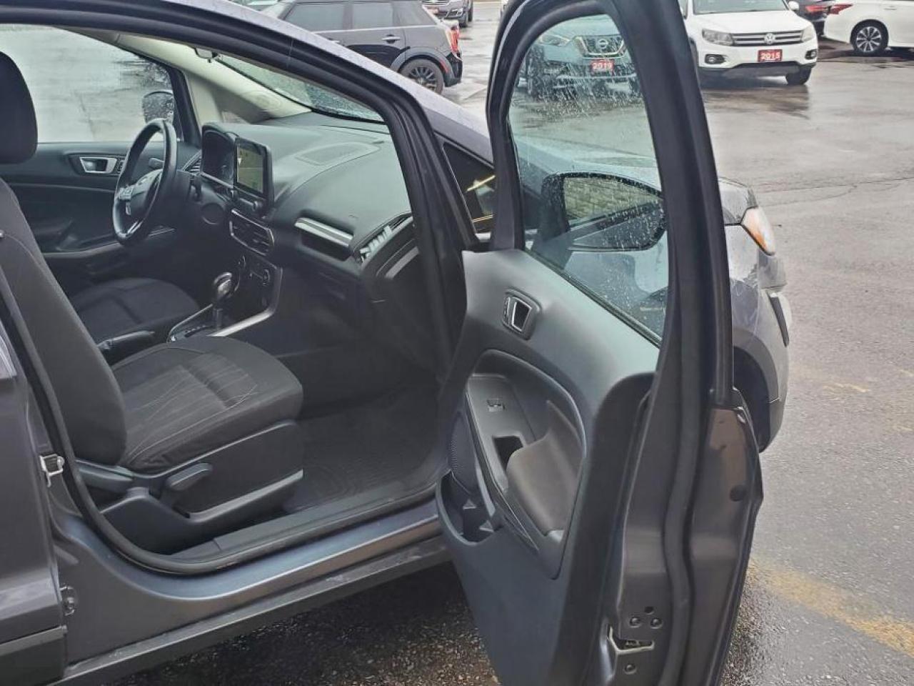 2018 Ford EcoSport SE 4WD - Photo #10