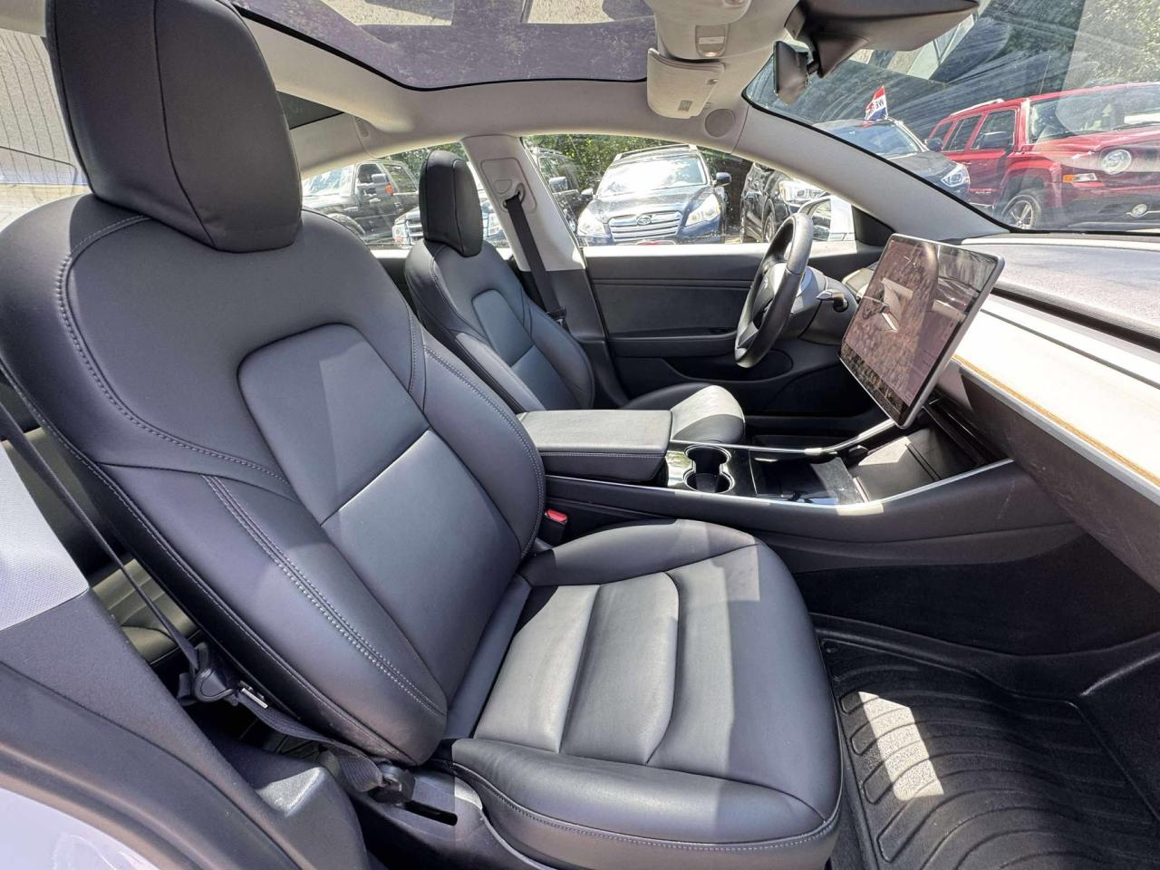 2019 Tesla Model 3 STANDARD RANGE PLUS - Photo #11