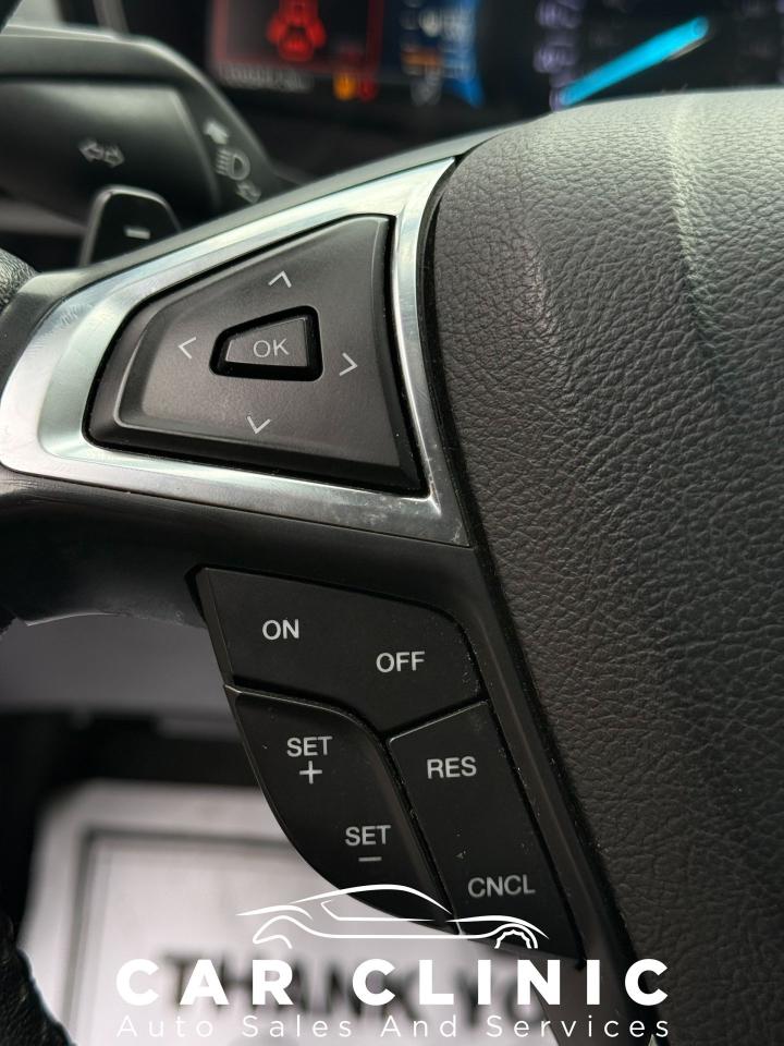 2018 Ford Fusion SE - Photo #16