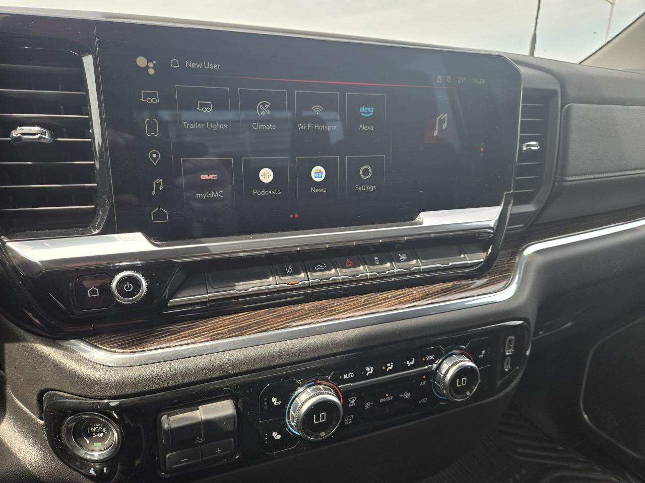 2024 GMC Sierra 2500 SLE - Photo #10