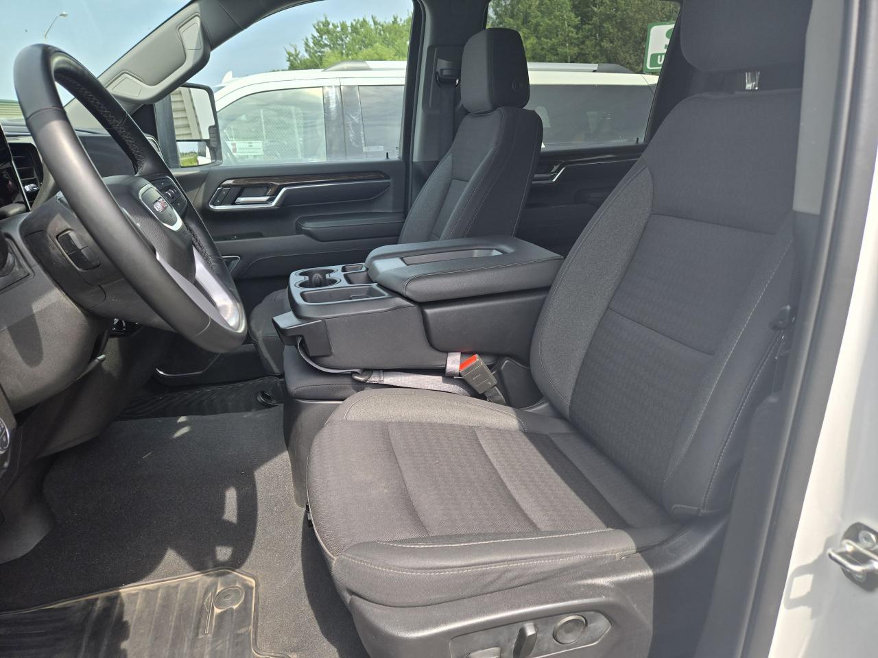 2024 GMC Sierra 2500 SLE - Photo #7
