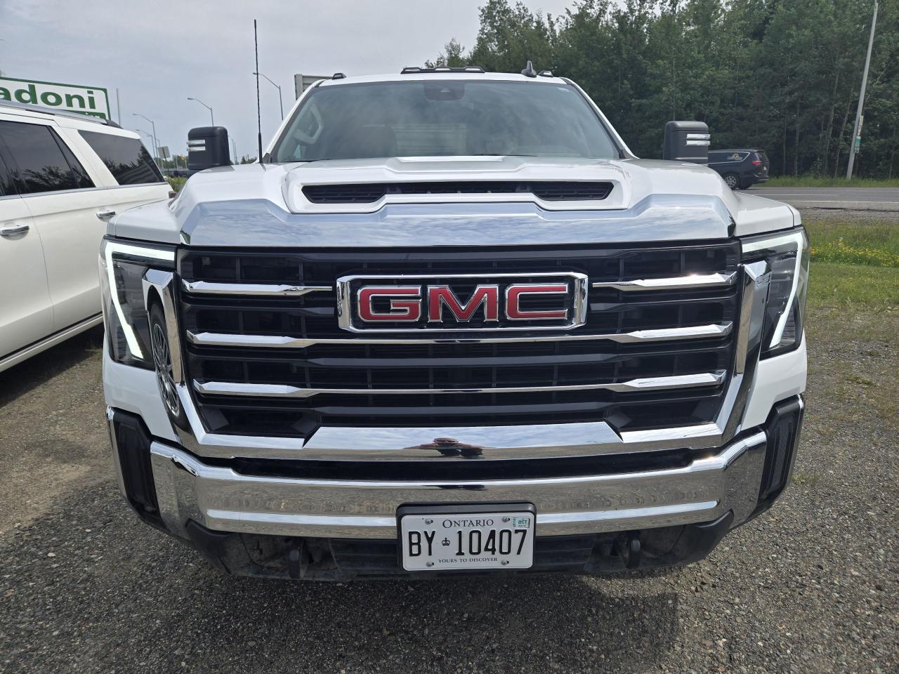 2024 GMC Sierra 2500 SLE - Photo #2
