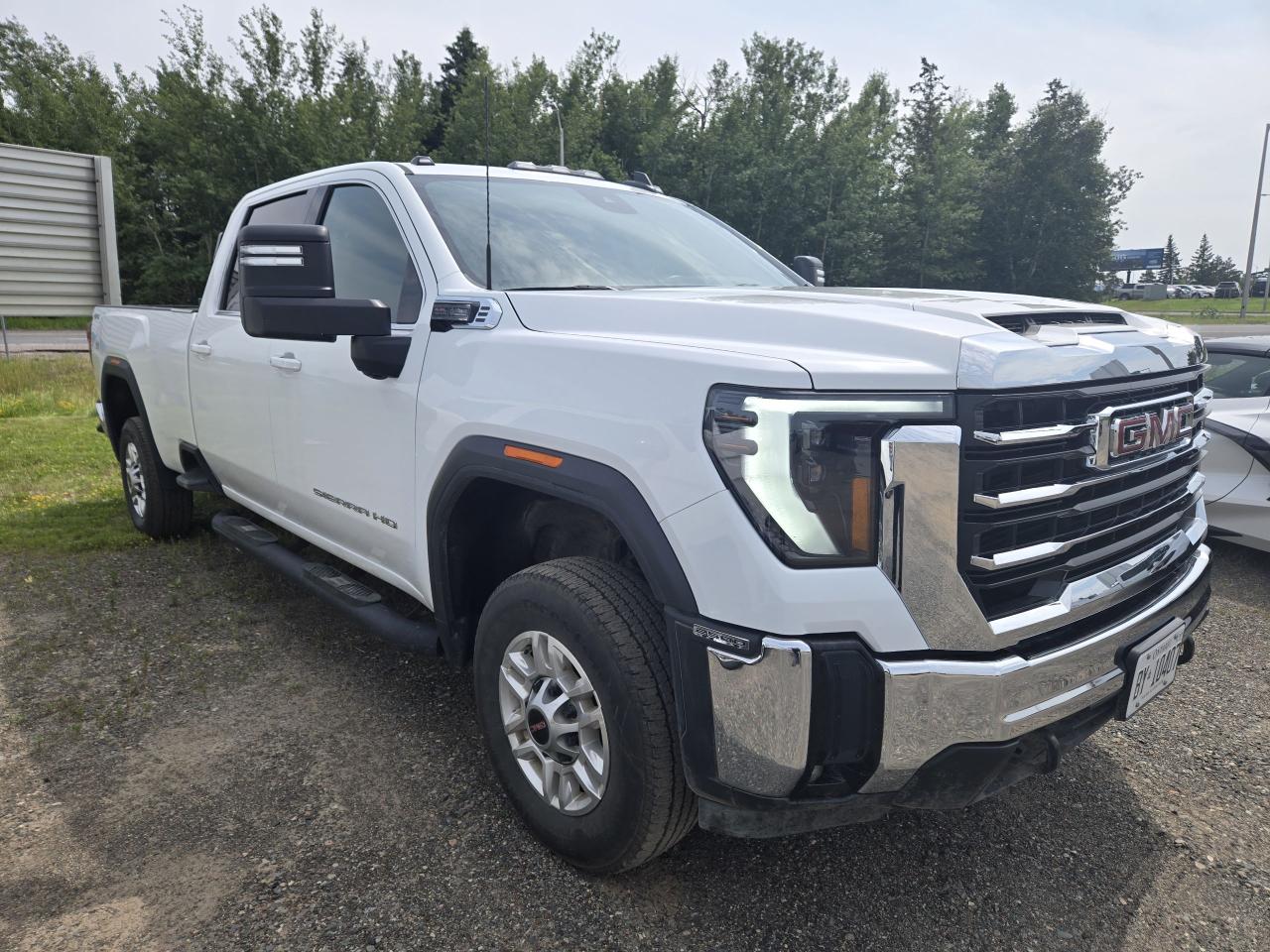 2024 GMC Sierra 2500 SLE - Photo #3
