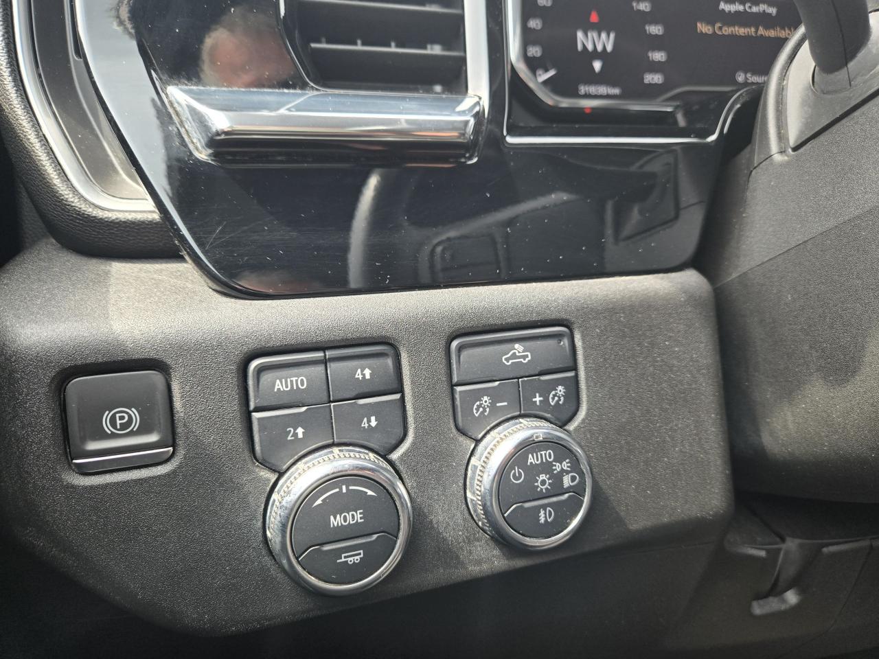 2024 GMC Sierra 2500 SLE - Photo #17