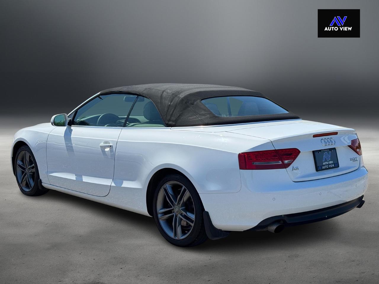 2010 Audi A5 CABRIOLET **CLEAN CARFAX**WELL SERVICED** - Photo #12