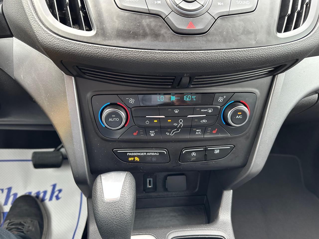 2017 Ford Escape FWD 4dr SE Photo5