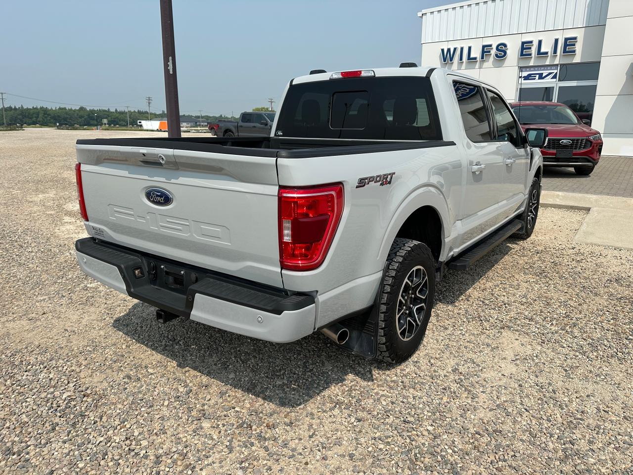 2023 Ford F-150 XLT Photo