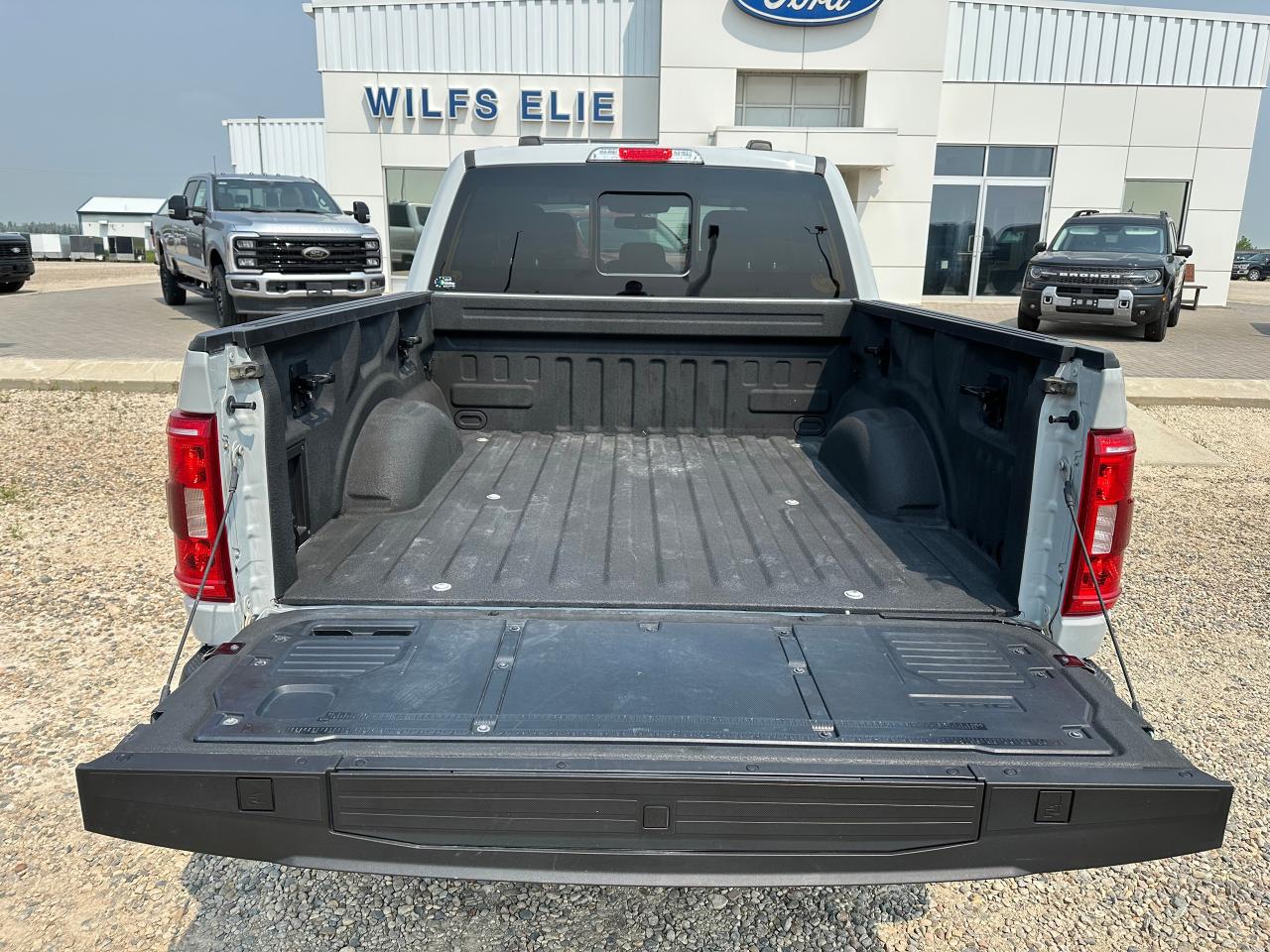 2023 Ford F-150 XLT Photo5