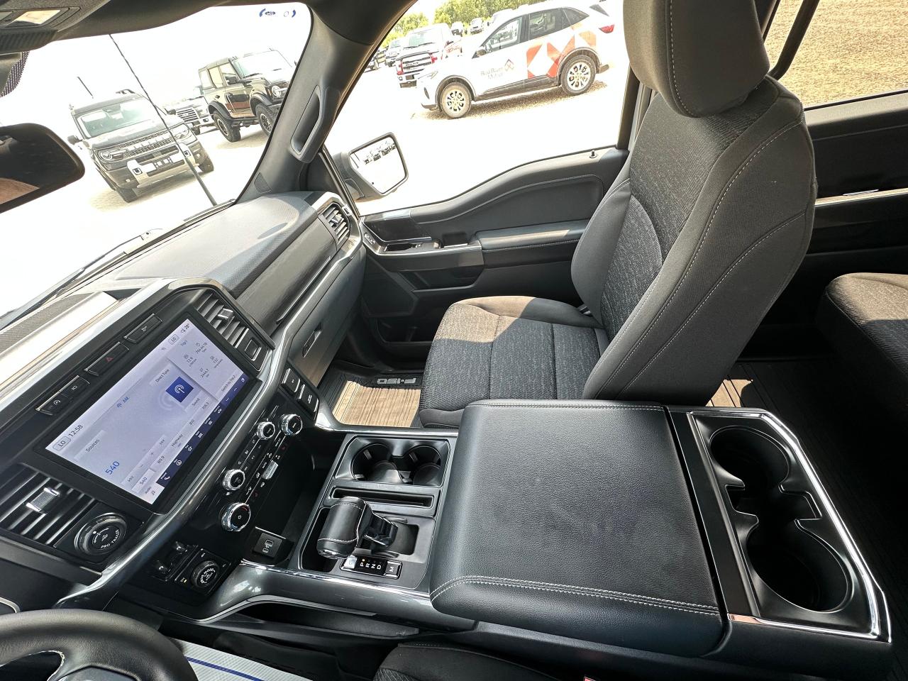 2023 Ford F-150 XLT Photo5