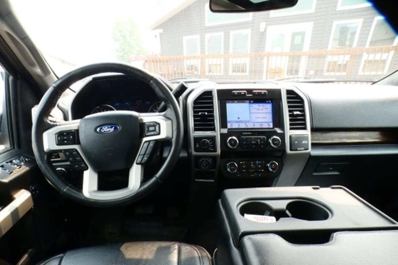 2019 Ford F-150 Lariat ecoboost w/H&C L, pano S/R, NAV, BUC - Photo #11