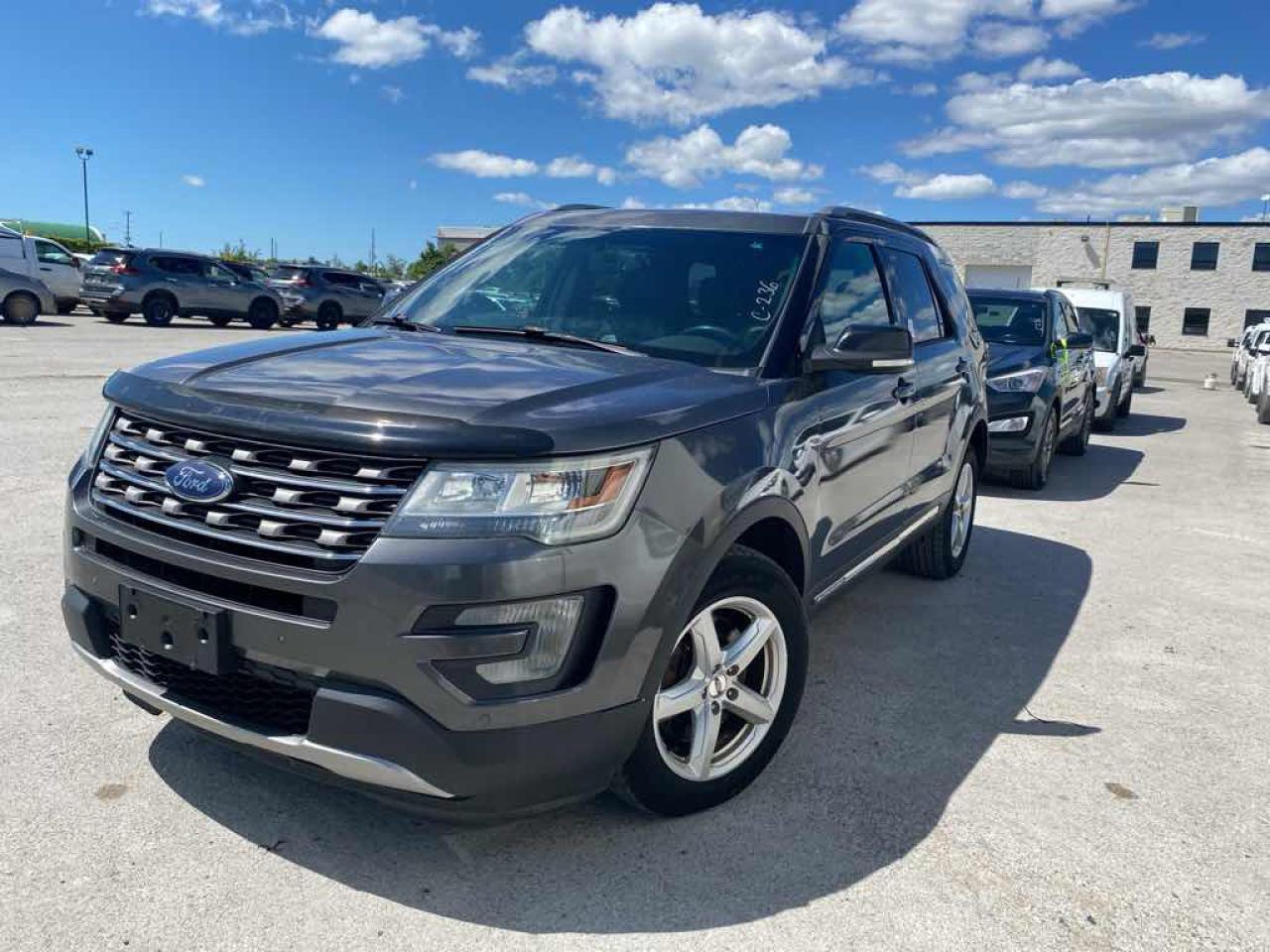 Used 2016 Ford Explorer XLT for sale in Innisfil, ON