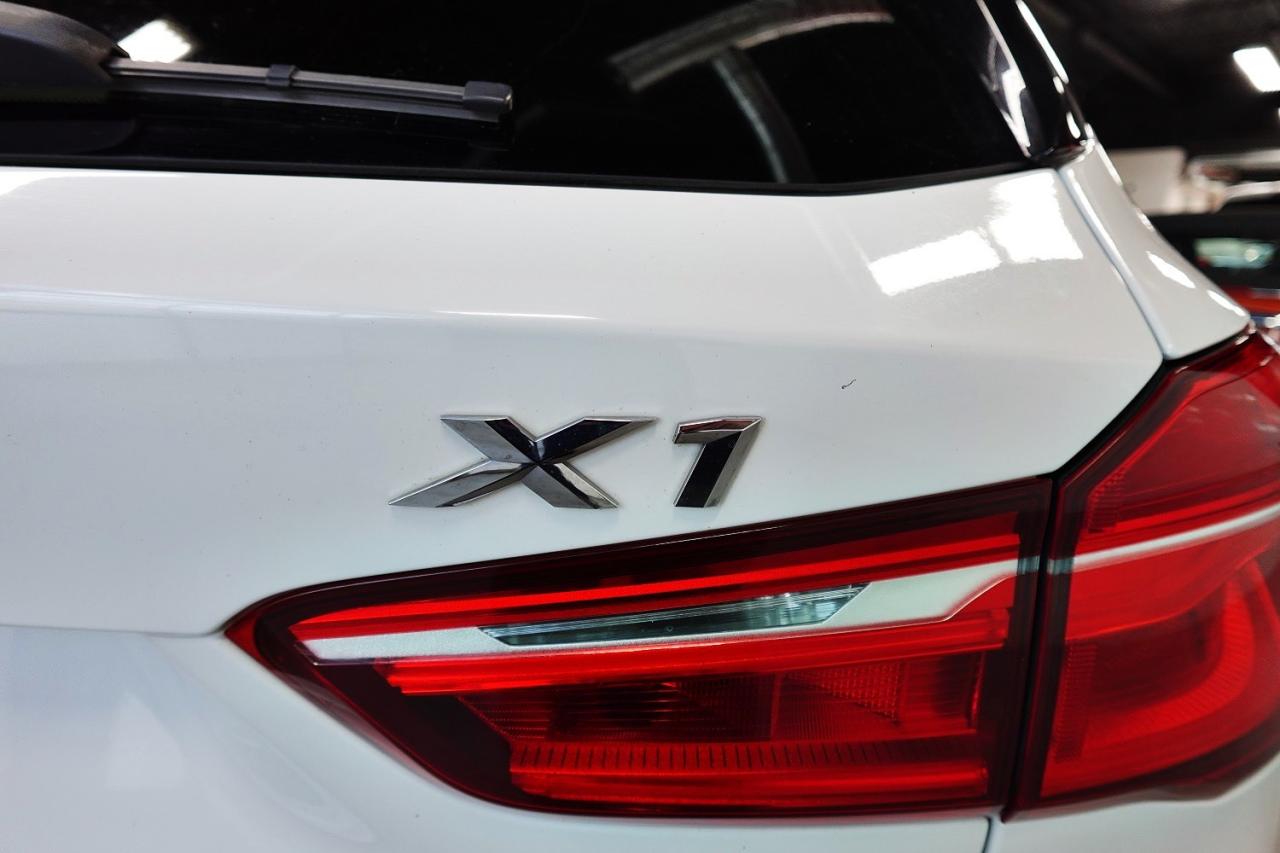 2017 BMW X1 xDrive28i - NO ACCIDENT, BMW MAINTAINED,PANO ROOF - Photo #7