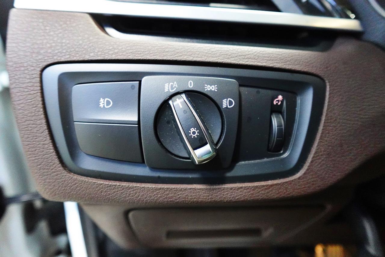 2017 BMW X1 xDrive28i - NO ACCIDENT, BMW MAINTAINED,PANO ROOF - Photo #32