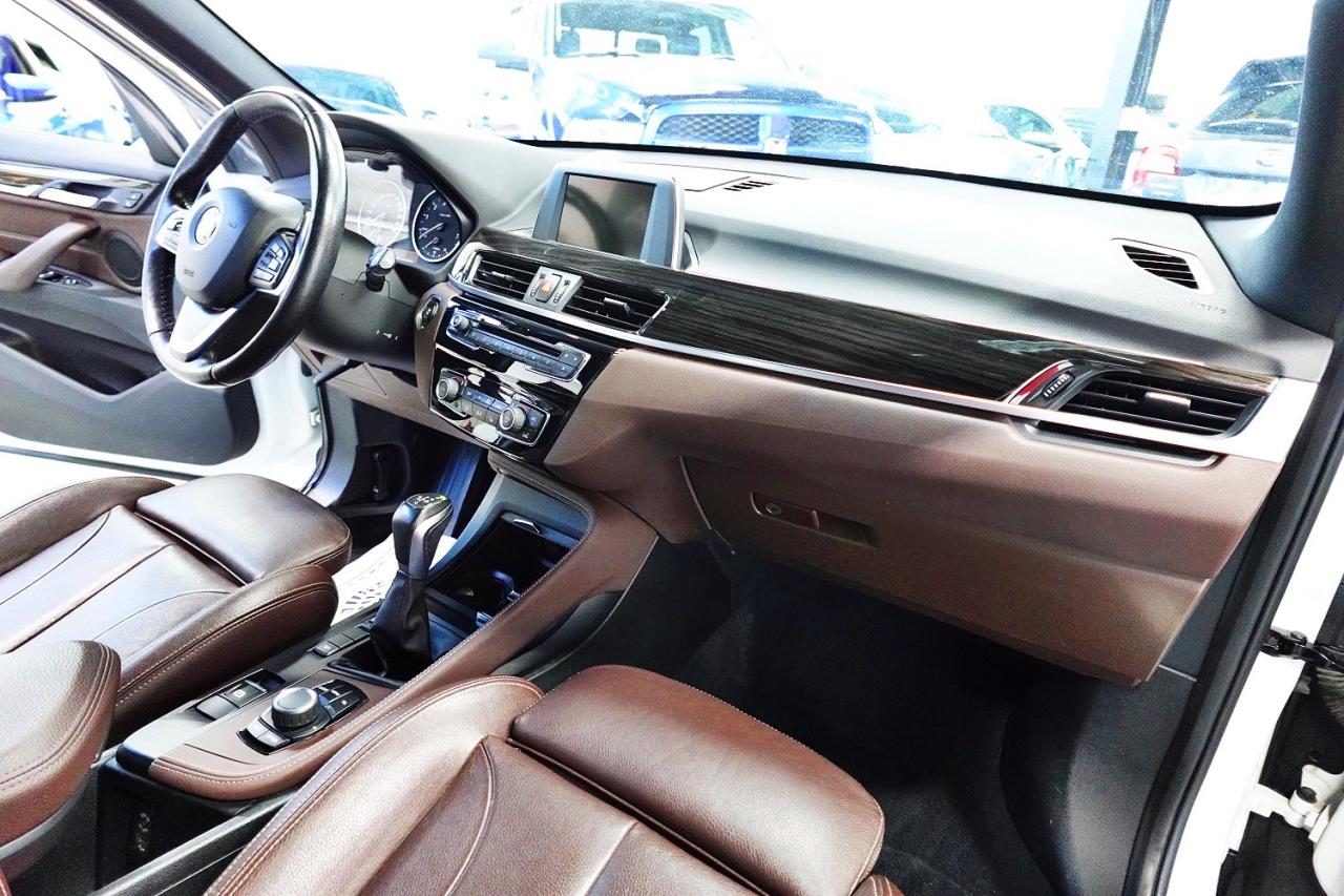 2017 BMW X1 xDrive28i - NO ACCIDENT, BMW MAINTAINED,PANO ROOF - Photo #18