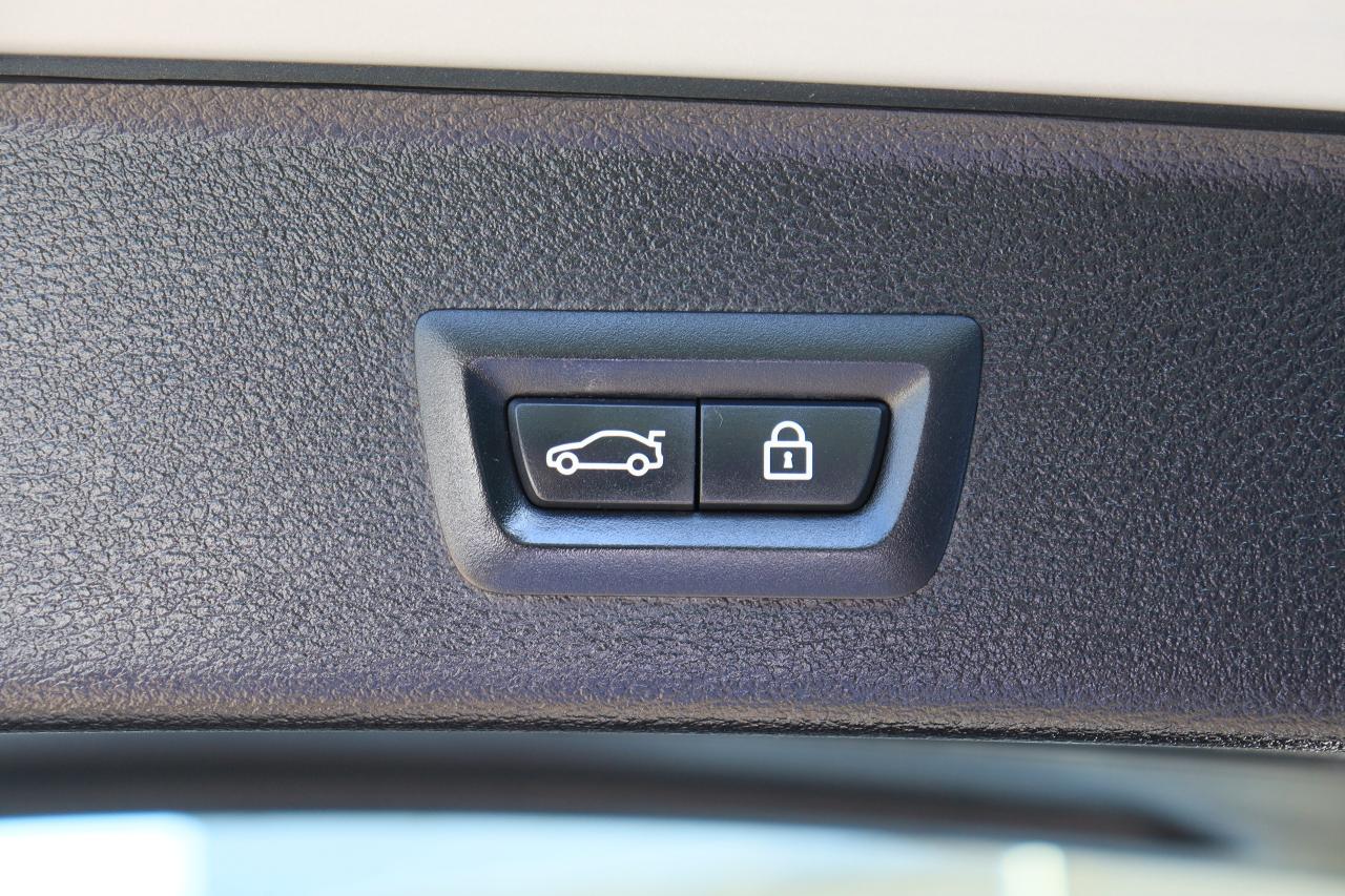 2017 BMW X3 xDrive28i | Leather | Pano Roof | Nav | Cam | HUD Photo33