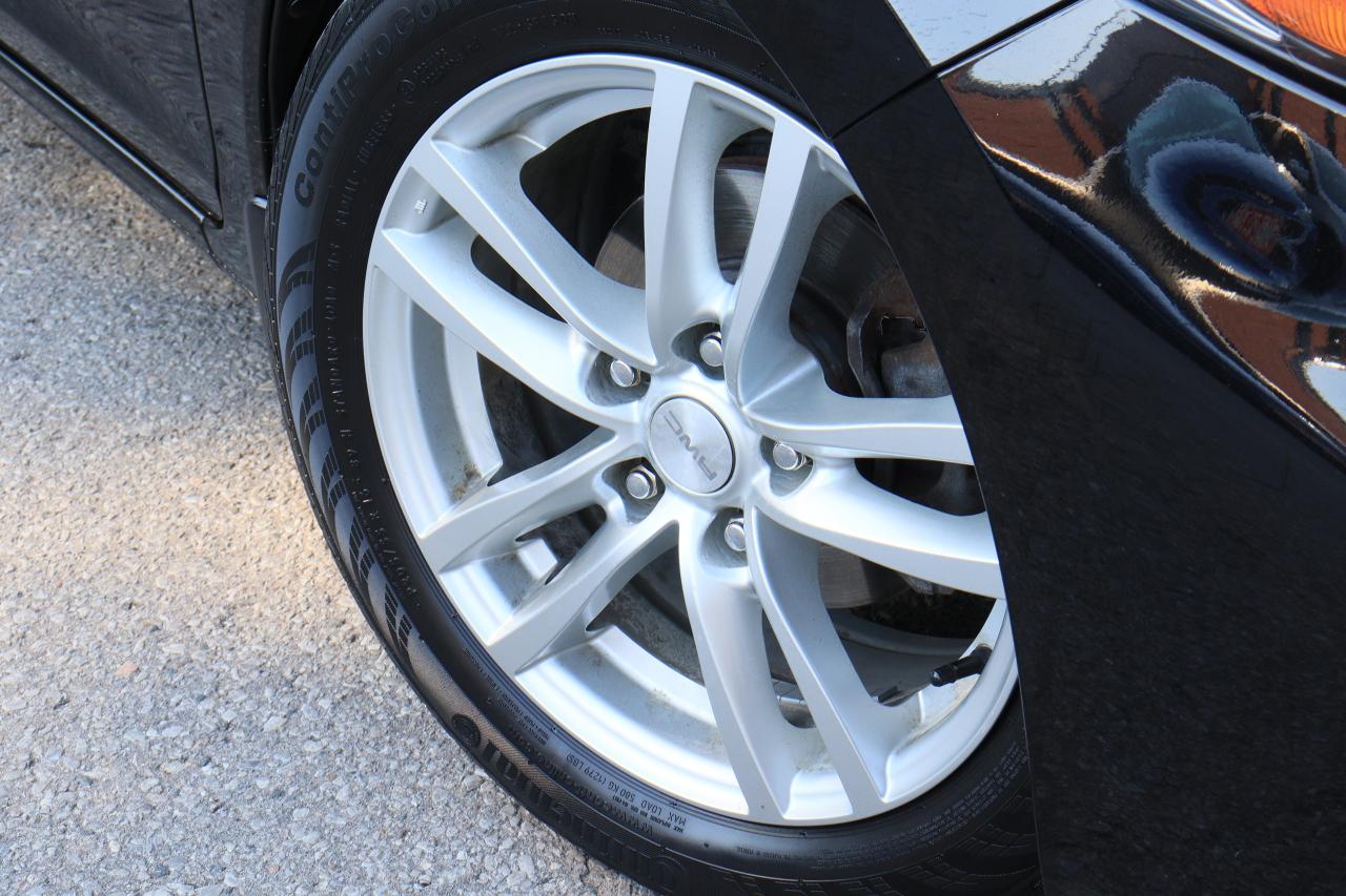 2015 Honda Civic LX | 5 Speed | Cold AC | Reverse Cam | Alloys ++ Photo44
